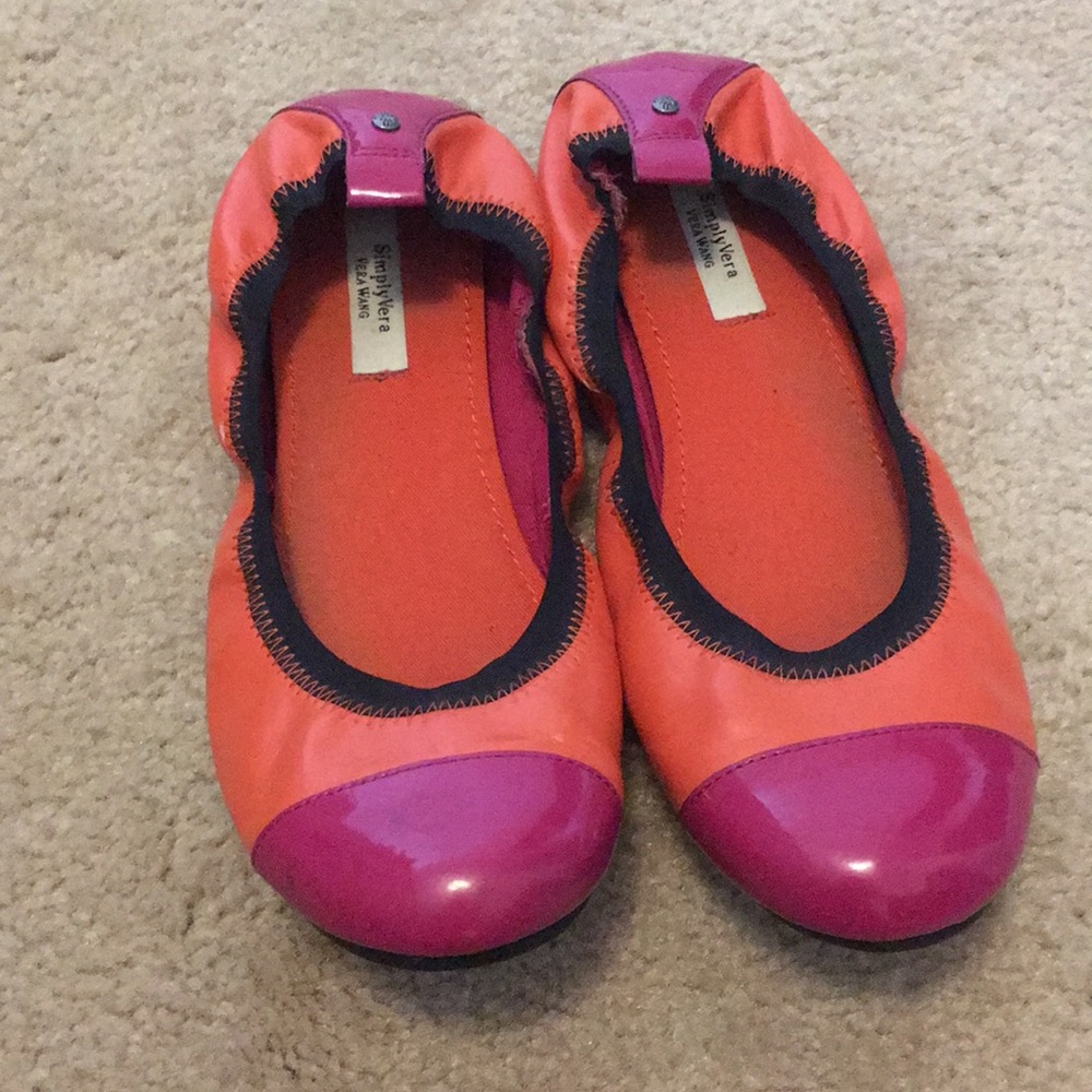 Vera Wang ballet flats